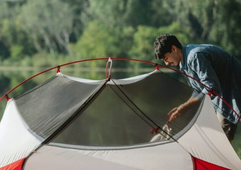 Hot Weather Camping Gear: Your Essential Packing List for Summer Adventures