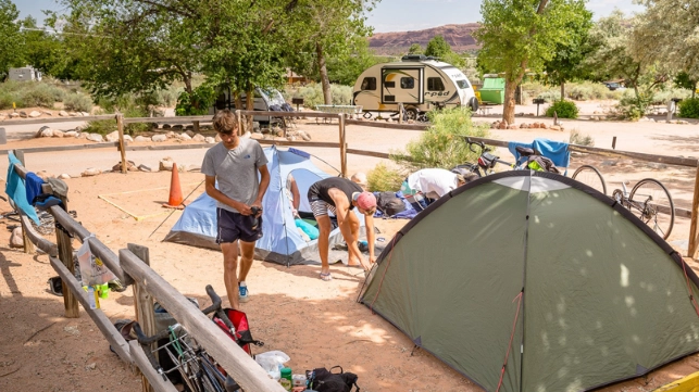 why is camping popular