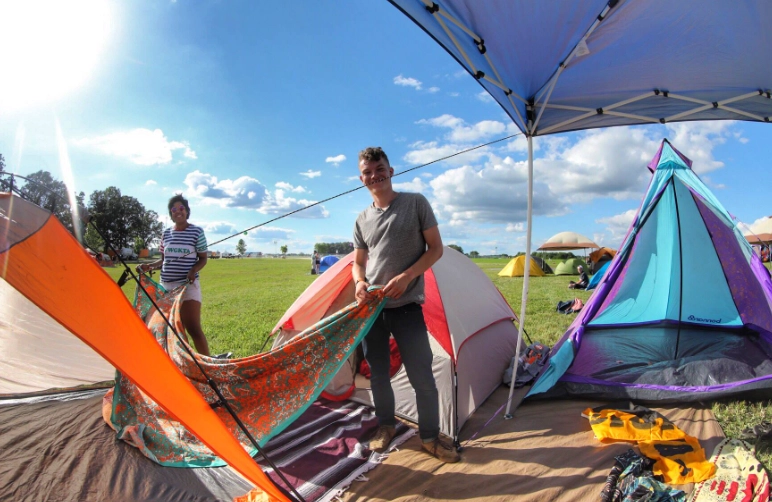 music festival camping