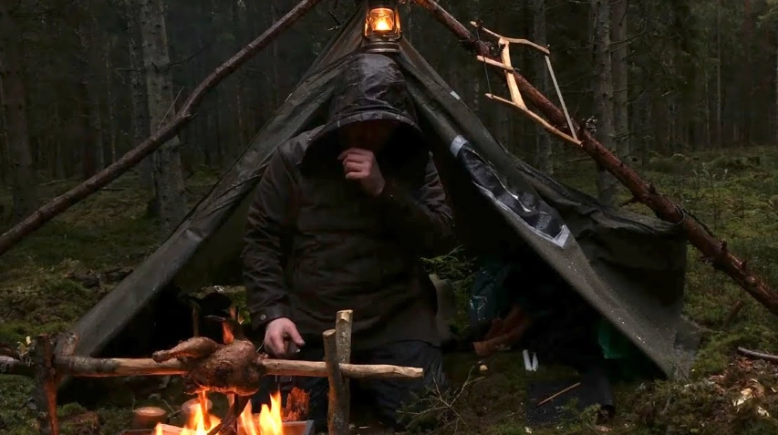 Bushcraft Camping in Heavy Rain: The Complete Survival Guide
