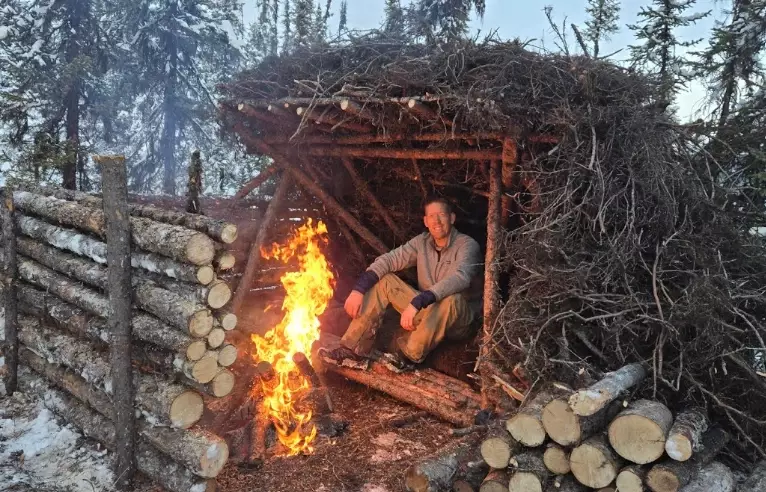 Bushcraft Camping Shelter: Ultimate Guide to Building Your Own in the Wild