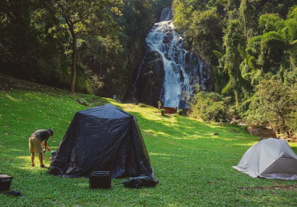 Camping with Waterfalls: Destinations, Gear, and Safety Tips