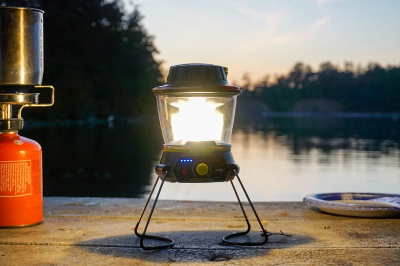 how to choose a camping lantern