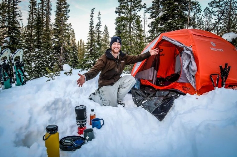 how to stay warm winter camping