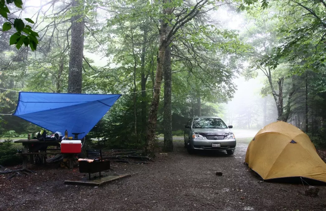 how to stay dry camping