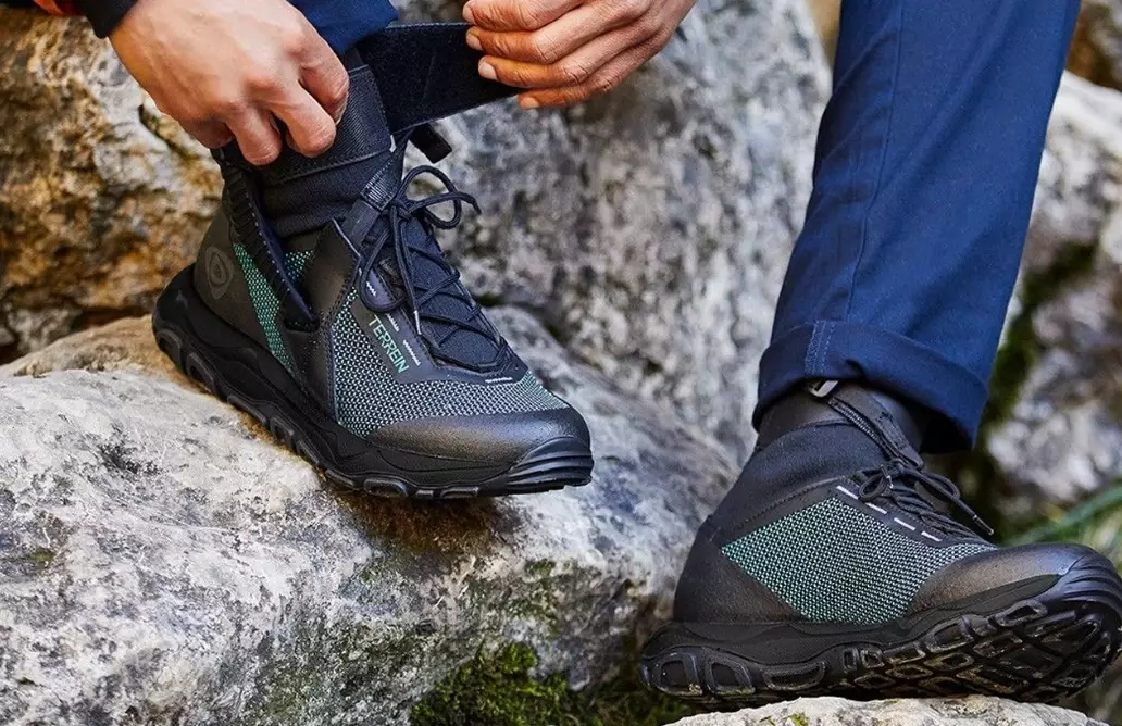 waterproof hiking boots
