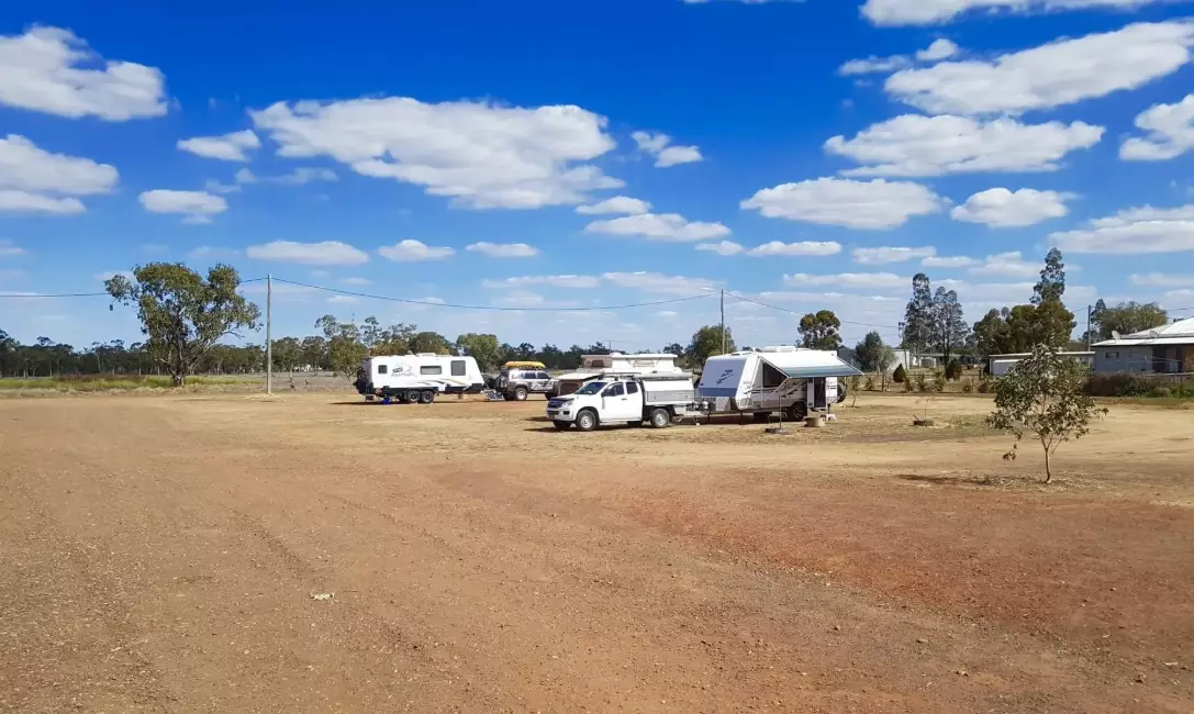 how to find camping groups