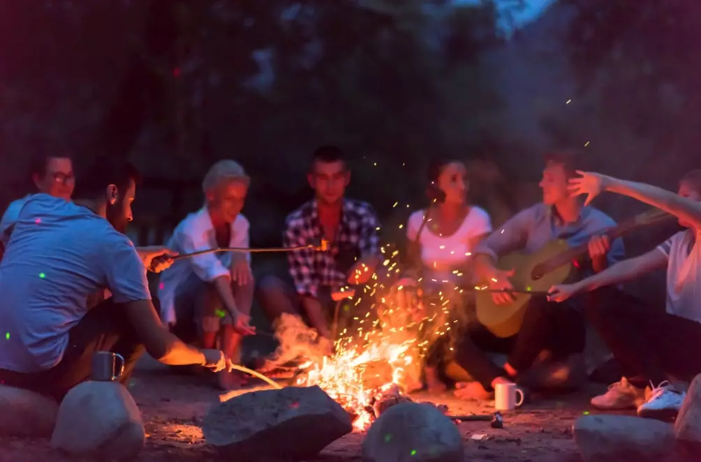 benefits of camping with others